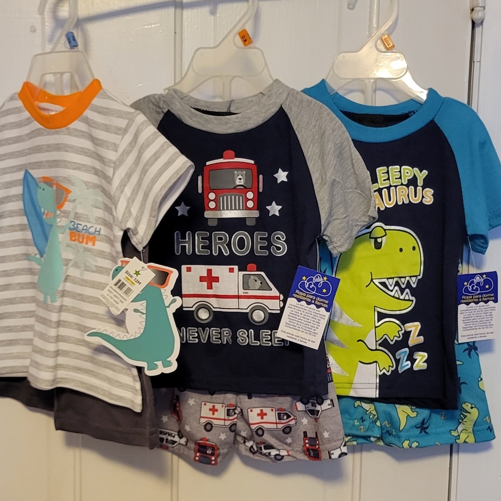 2/$25 12M boy bundle NWT